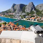 Διαμέρισμα In With Sea View, Terrace, Air Conditioning, Wifi 4969-1 *