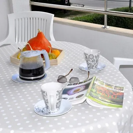 In With Sea View, Terrace, Air Conditioning, Wifi 4969-1 Apartmán